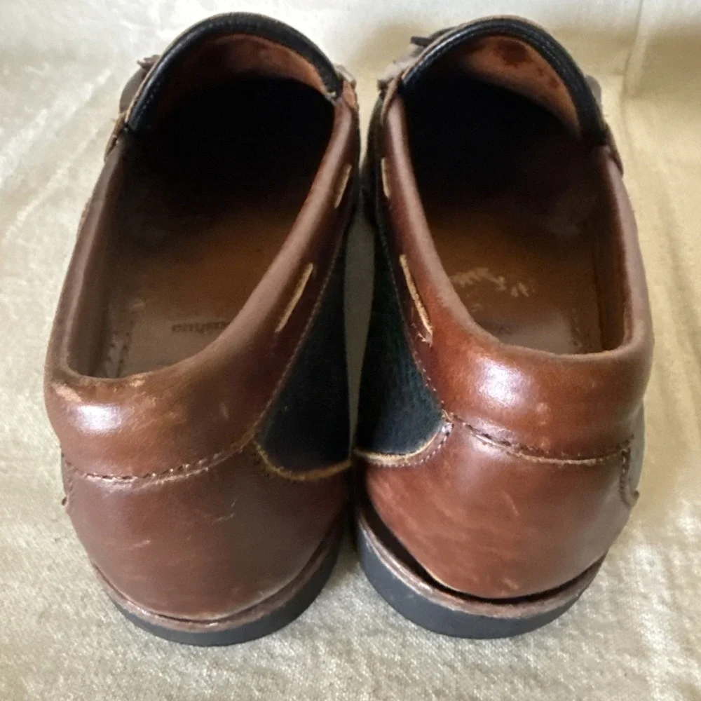 Allen Edmonds Nashua Tassel Loafers 10.5 Brown/Black Pebbled Leather Vintage